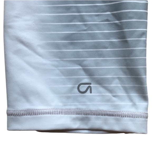 GAP Fit Workout Leggings - Picture 3 of 5